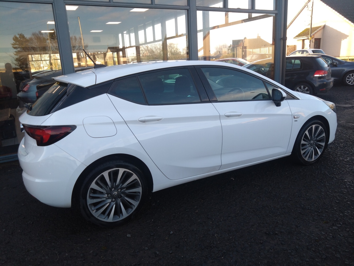 Used Vauxhall Astra 2019 for sale - 77170586: Photo 3
