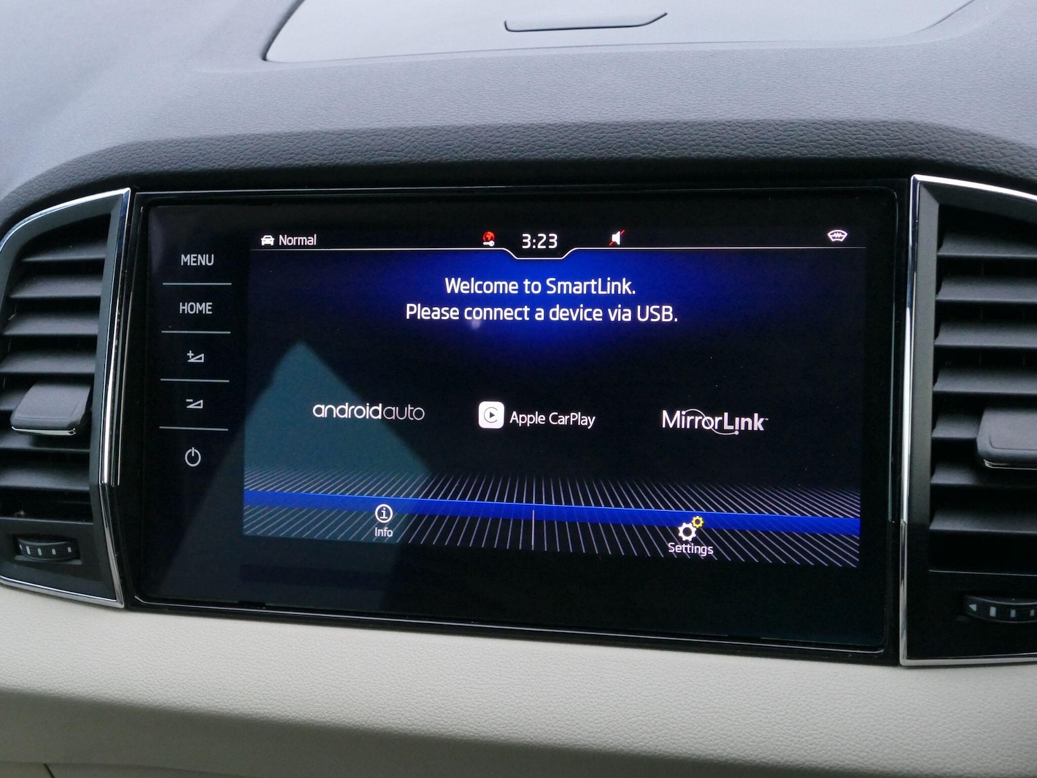 Used Skoda Karoq 2018 for sale - 77215983: Photo 20