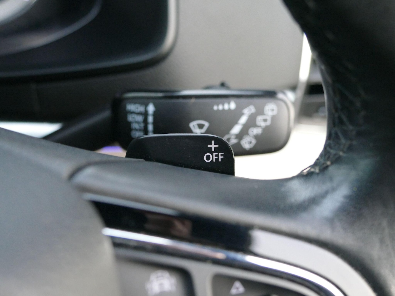 Used Skoda Karoq 2018 for sale - 77215983: Photo 32