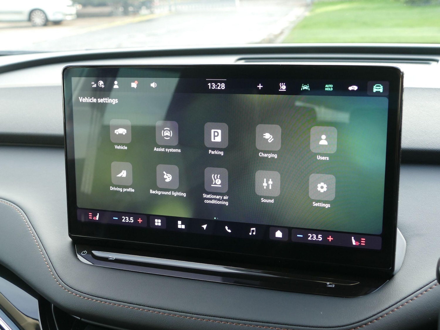 Used Skoda Enyaq 2024 for sale - 76994449: Photo 14