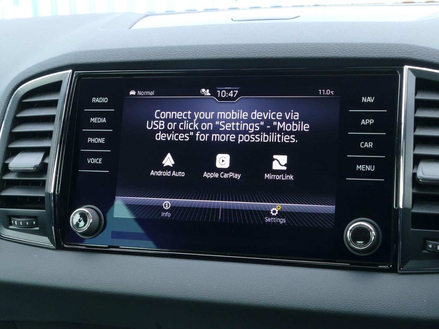 Used Skoda Karoq 2023 for sale - 76423862: Photo 14