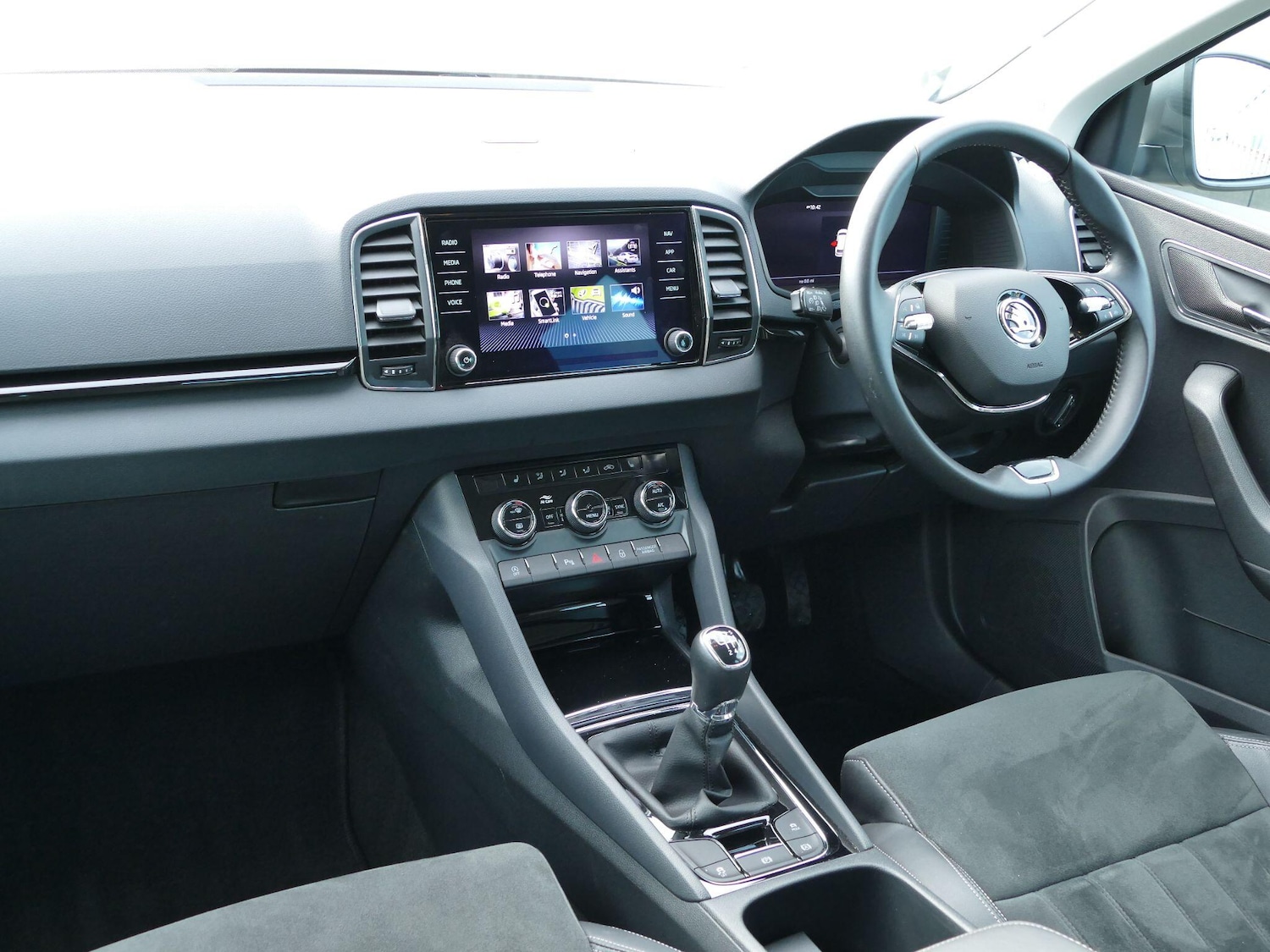 Used Skoda Karoq 2023 for sale - 76423862: Photo 8