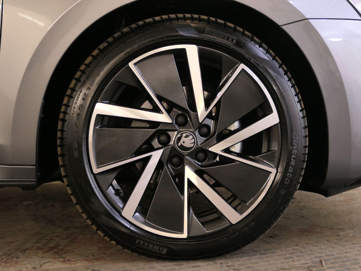 Used Skoda Octavia 2025 for sale - 76832327: Photo 35