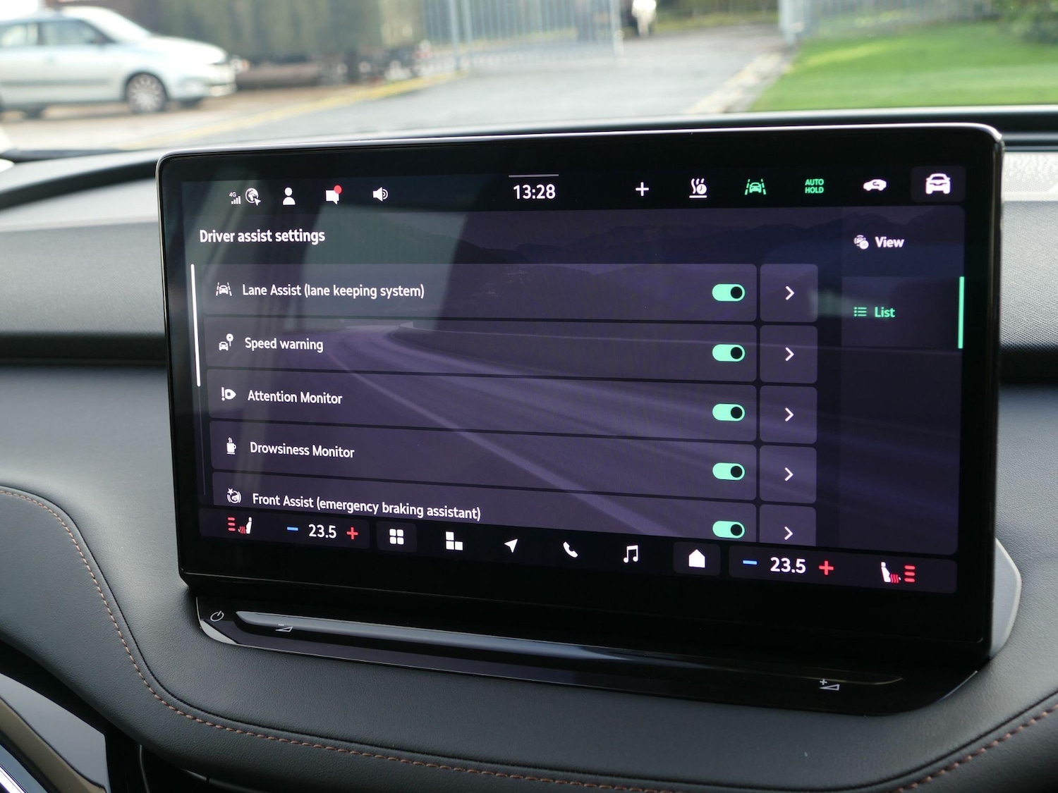 Used Skoda Enyaq 2024 for sale - 76743237: Photo 16