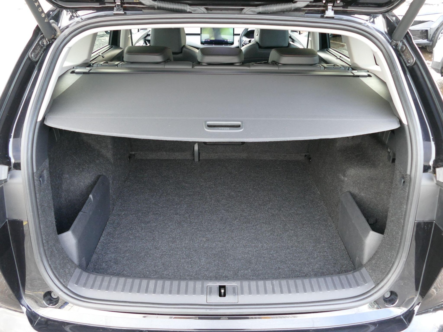 Used Skoda Enyaq 2024 for sale - 76743237: Photo 37