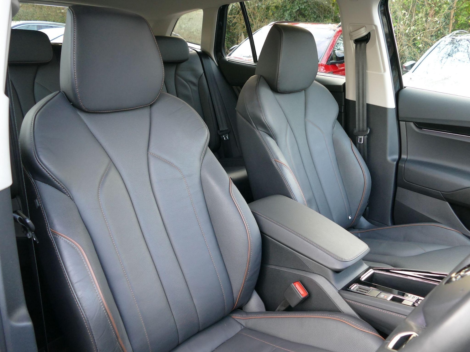 Used Skoda Enyaq 2024 for sale - 76743237: Photo 4