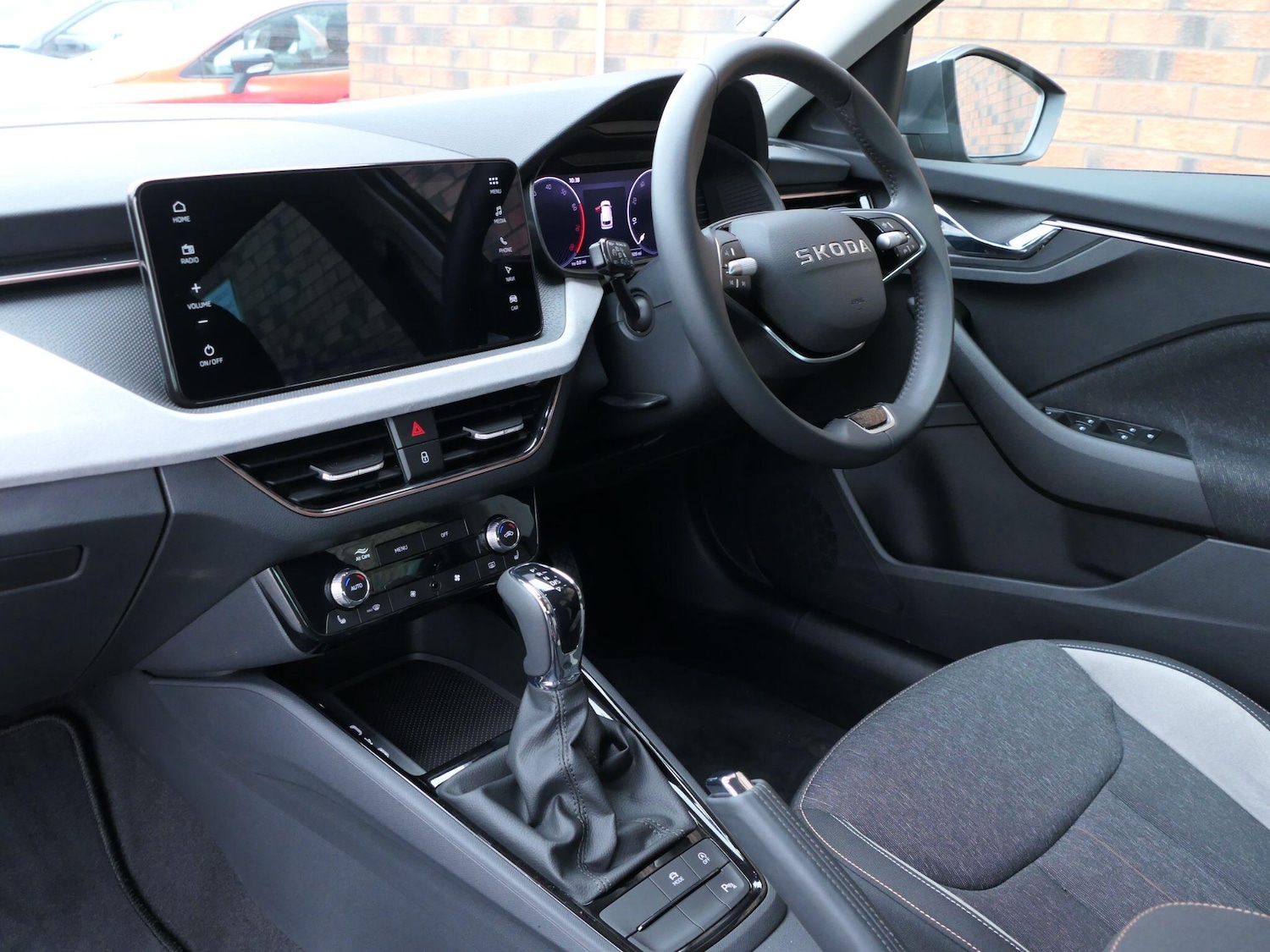 Used Skoda Kamiq 2025 for sale - 76964922: Photo 2