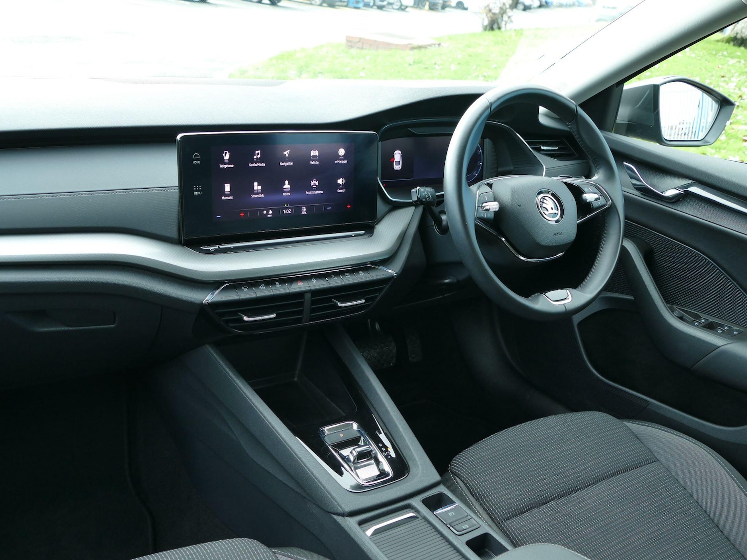 Used Skoda Octavia 2024 for sale - 76472083: Photo 2