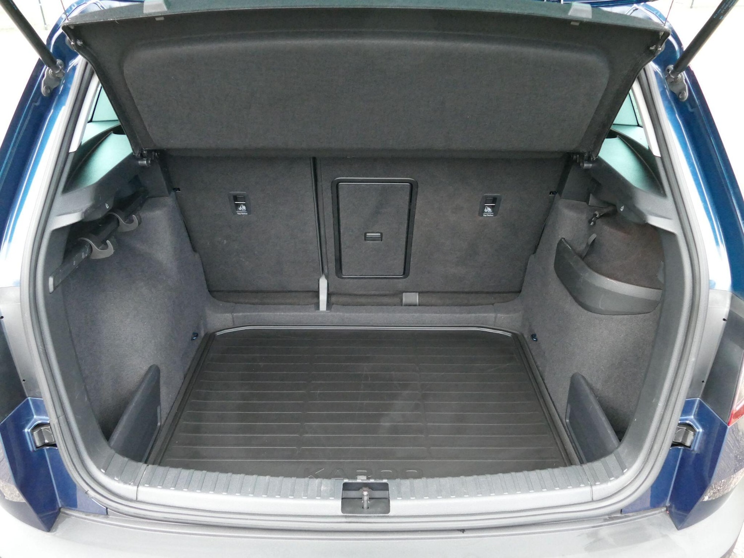 Used Skoda Karoq 2021 for sale - 77040417: Photo 33