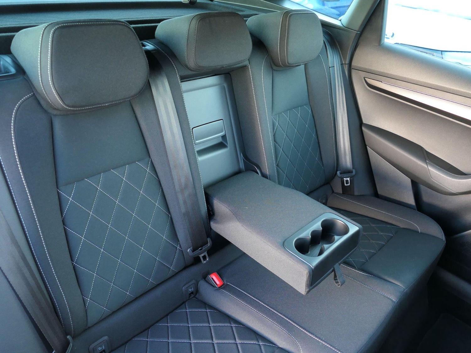 Used Skoda Karoq 2022 for sale - 76658472: Photo 13