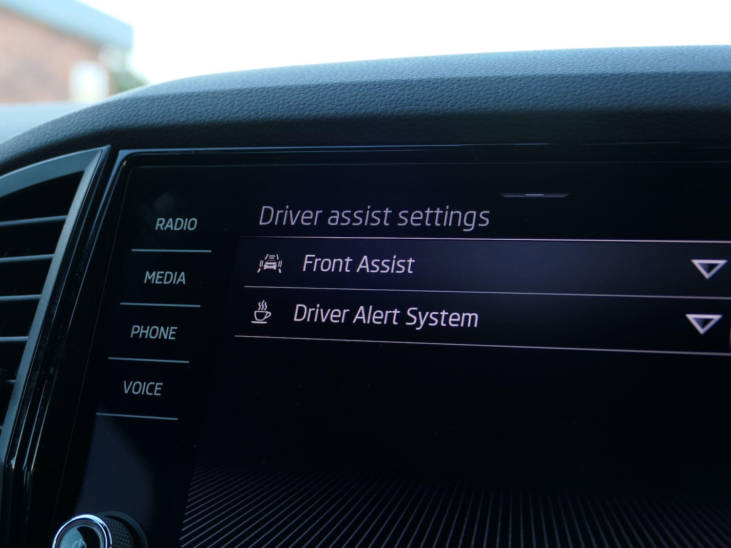 Used Skoda Karoq 2022 for sale - 76658472: Photo 27