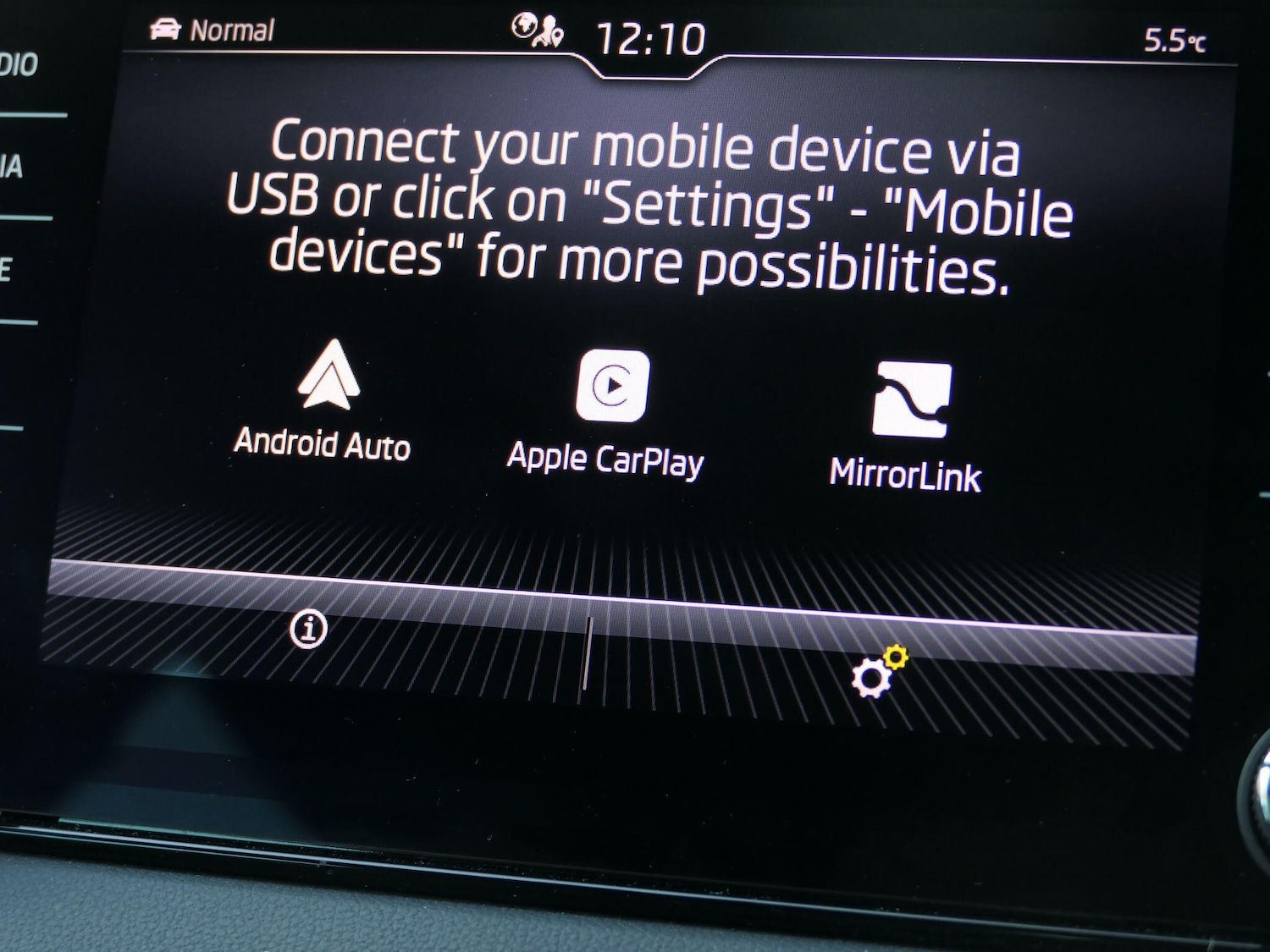 Used Skoda Karoq 2022 for sale - 76658472: Photo 28