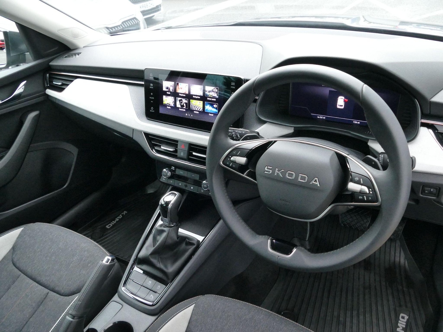 Used Skoda Kamiq 2025 for sale - 76728013: Photo 2