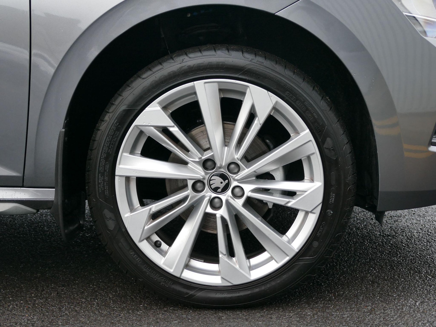 Used Skoda Kamiq 2025 for sale - 76728013: Photo 28