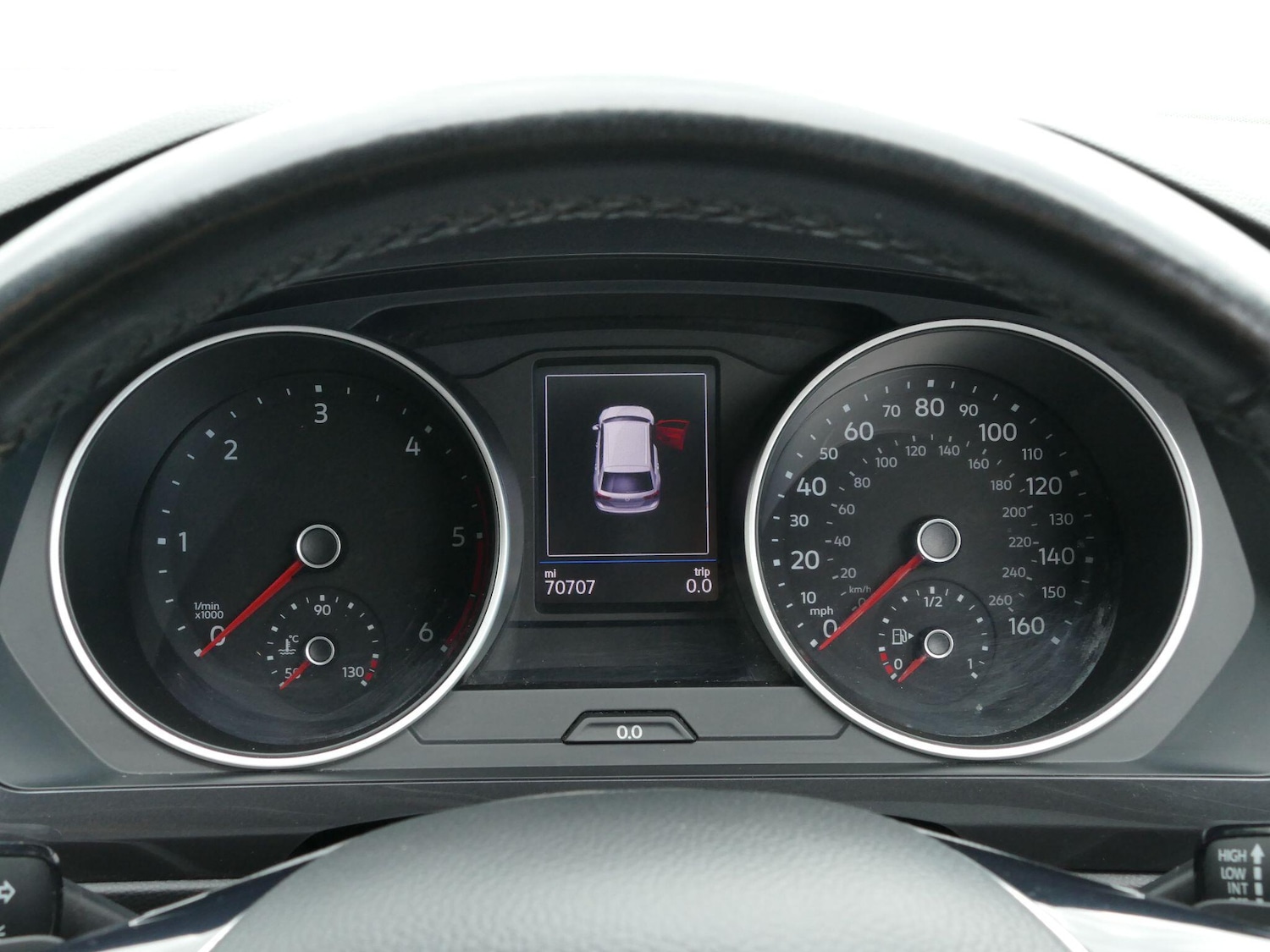Used Volkswagen Tiguan 2020 for sale - 76360601: Photo 24
