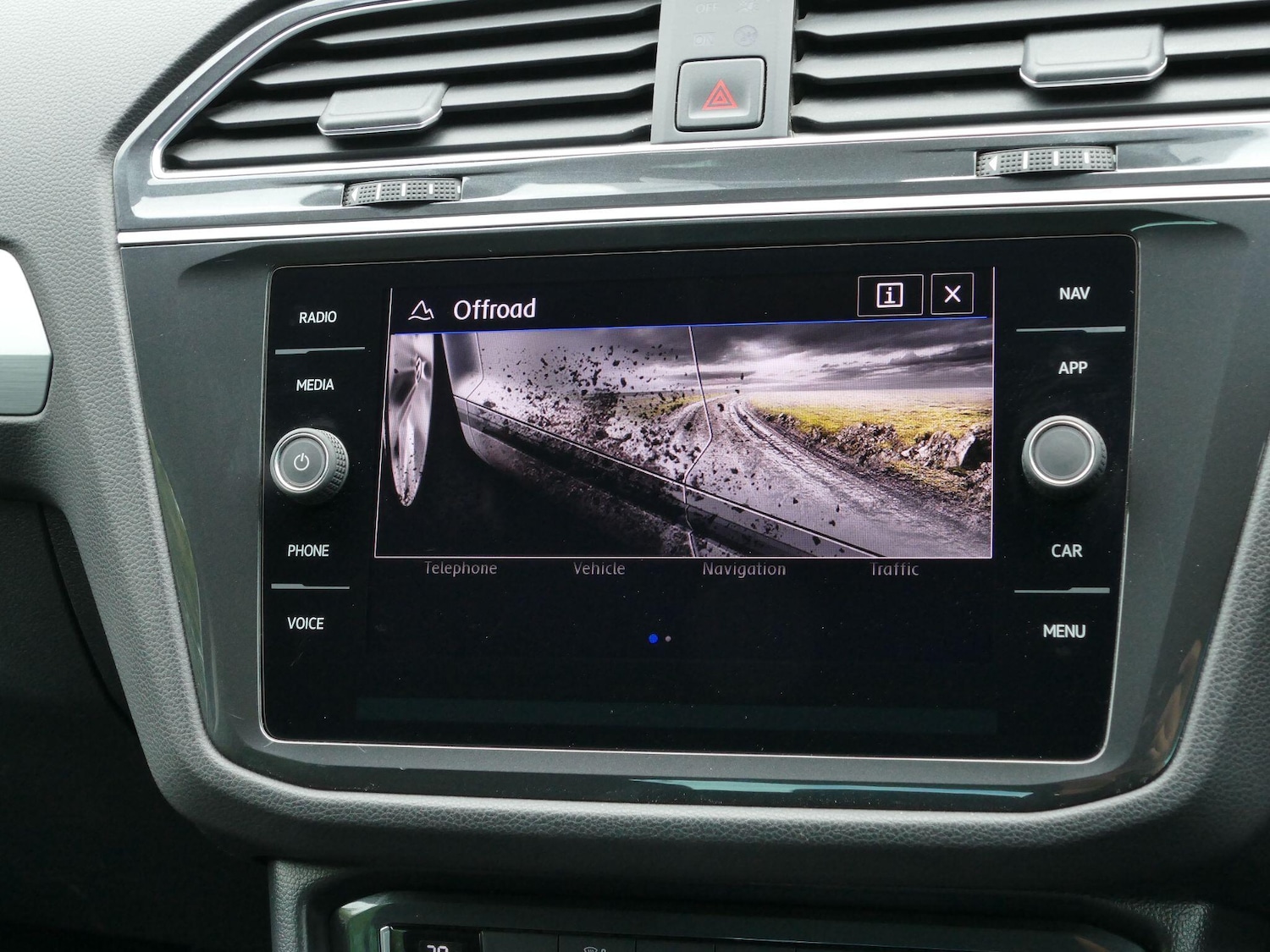 Used Volkswagen Tiguan 2020 for sale - 76360601: Photo 28