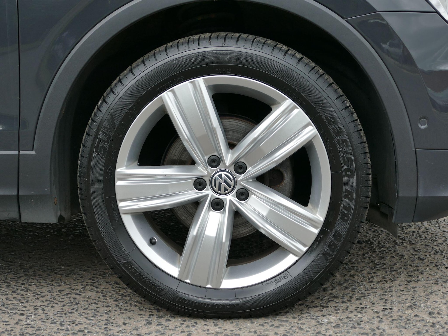 Used Volkswagen Tiguan 2020 for sale - 76360601: Photo 35