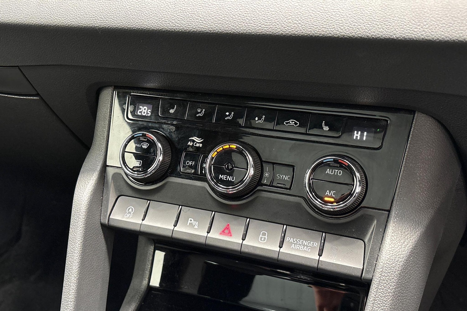 Used Skoda Karoq 2025 for sale - 77081335: Photo 14