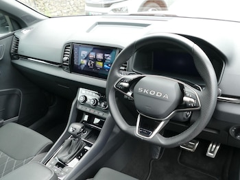 Used Skoda Karoq 2025 for sale - 76360652: Photo