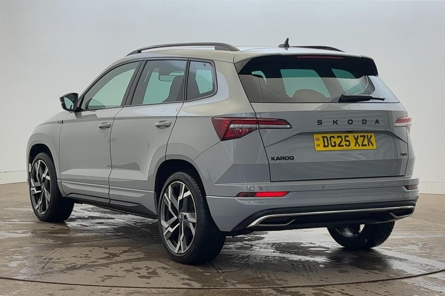 Used Skoda Karoq 2025 for sale - 76389317: Photo 5