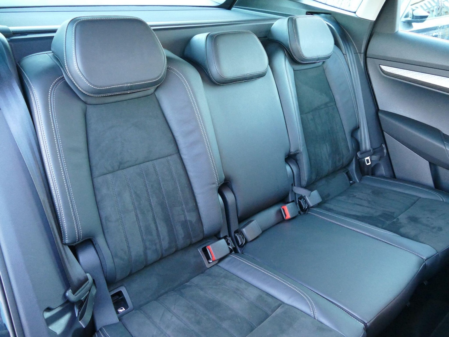 Used Skoda Karoq 2024 for sale - 76645354: Photo 12