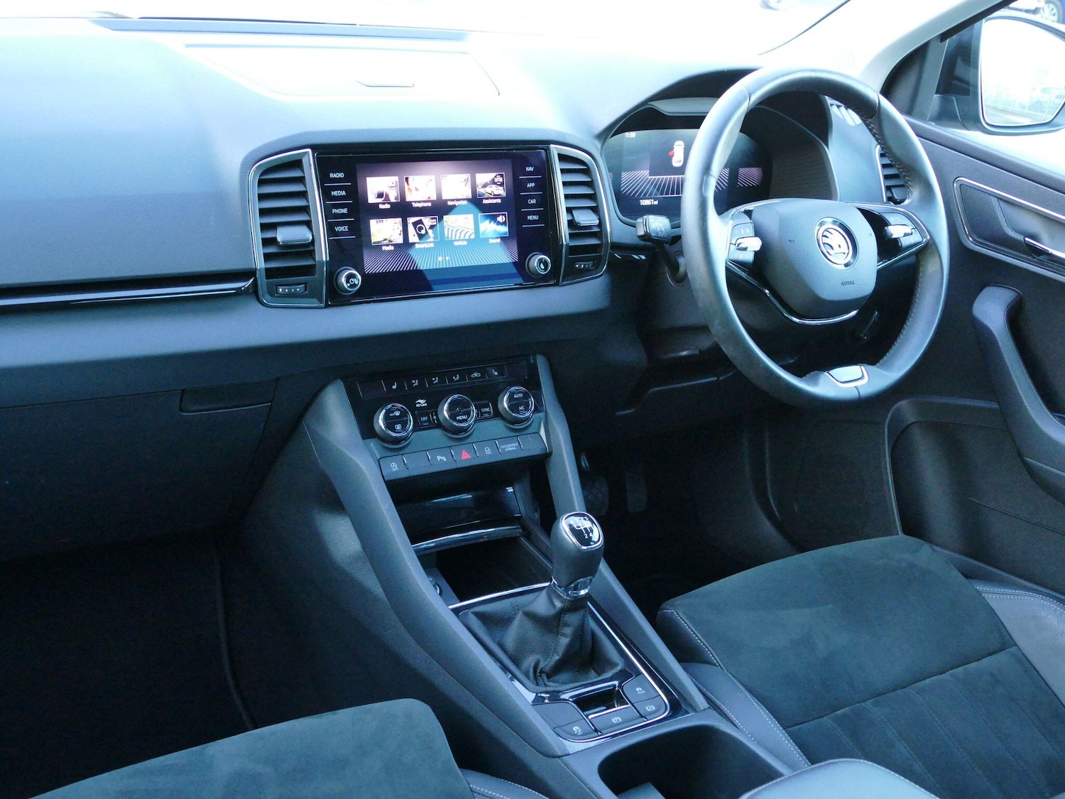 Used Skoda Karoq 2024 for sale - 76645354: Photo 8