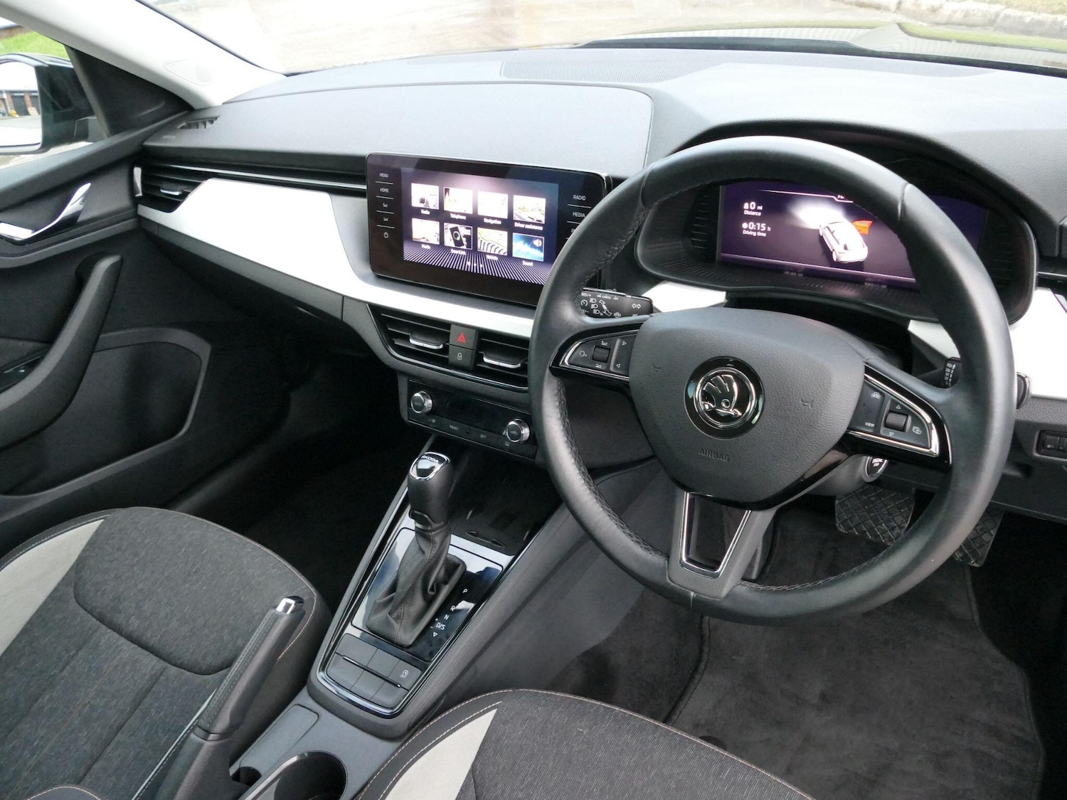 Used Skoda Kamiq 2020 for sale - 76361141: Photo 2