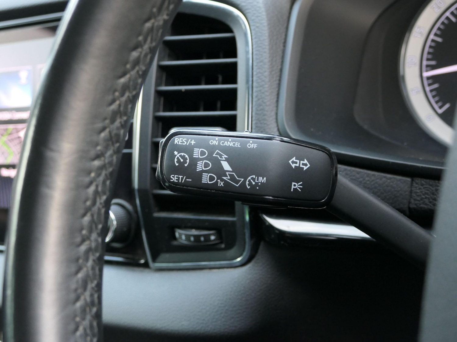 Used Skoda Karoq 2019 for sale - 76370246: Photo 28