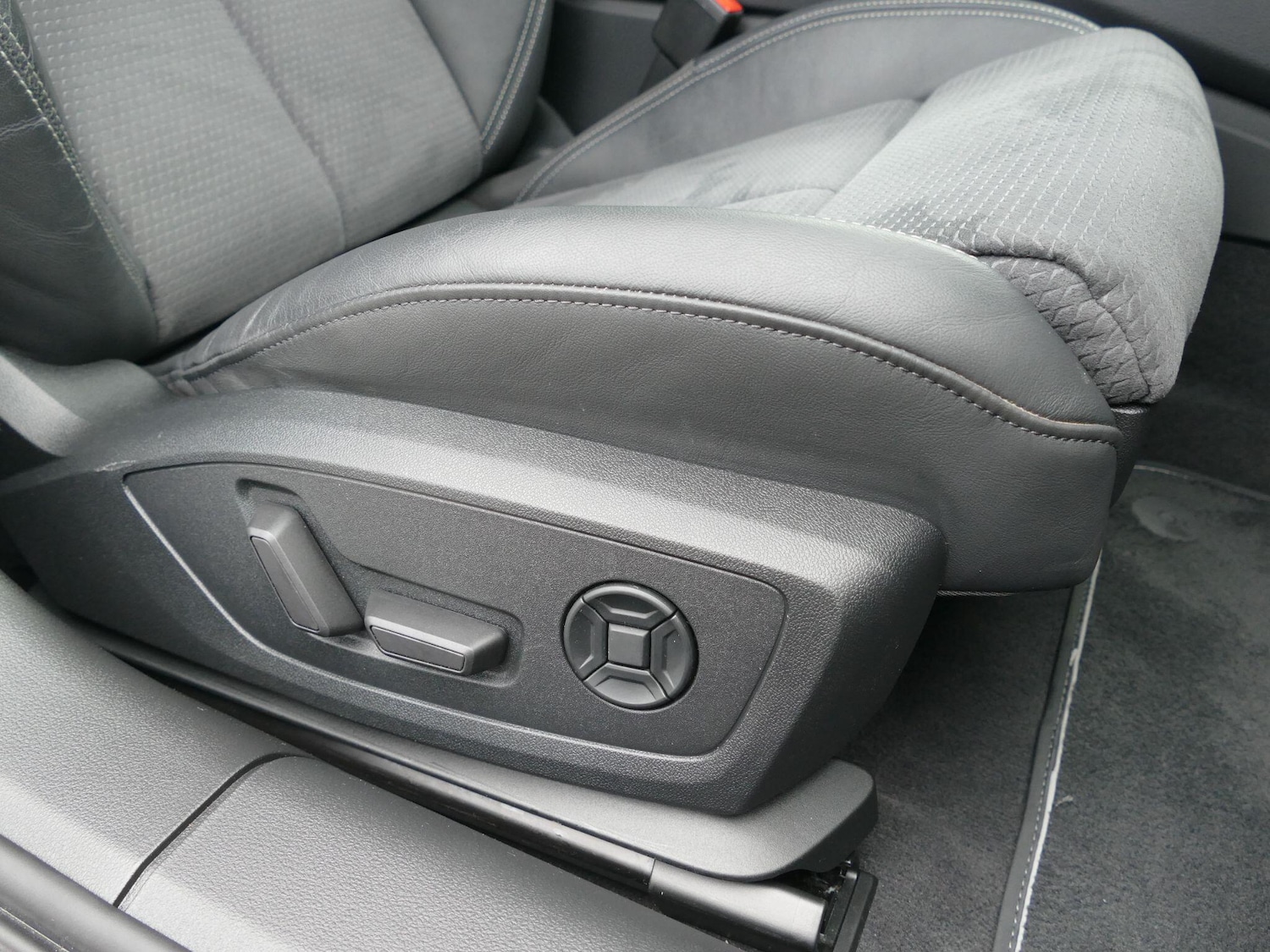 Used Audi A6 2023 for sale - 77255353: Photo 15