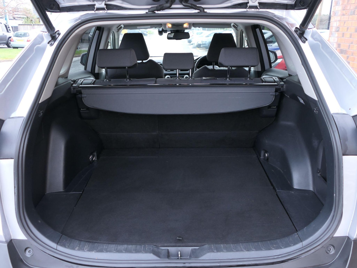 Used Toyota RAV4 2020 for sale - 77119631: Photo 30