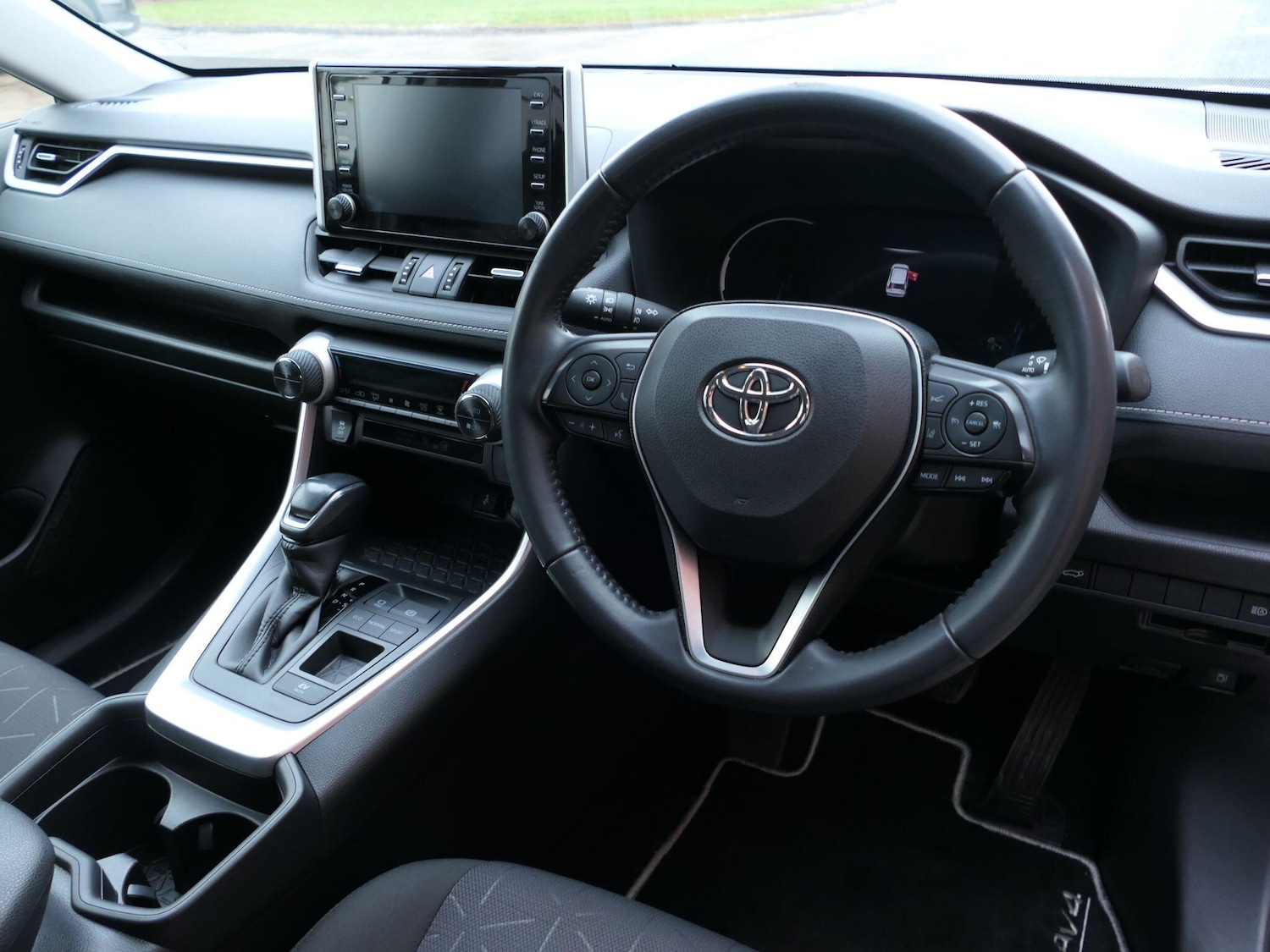 Used Toyota RAV4 2020 for sale - 77119631: Photo 9