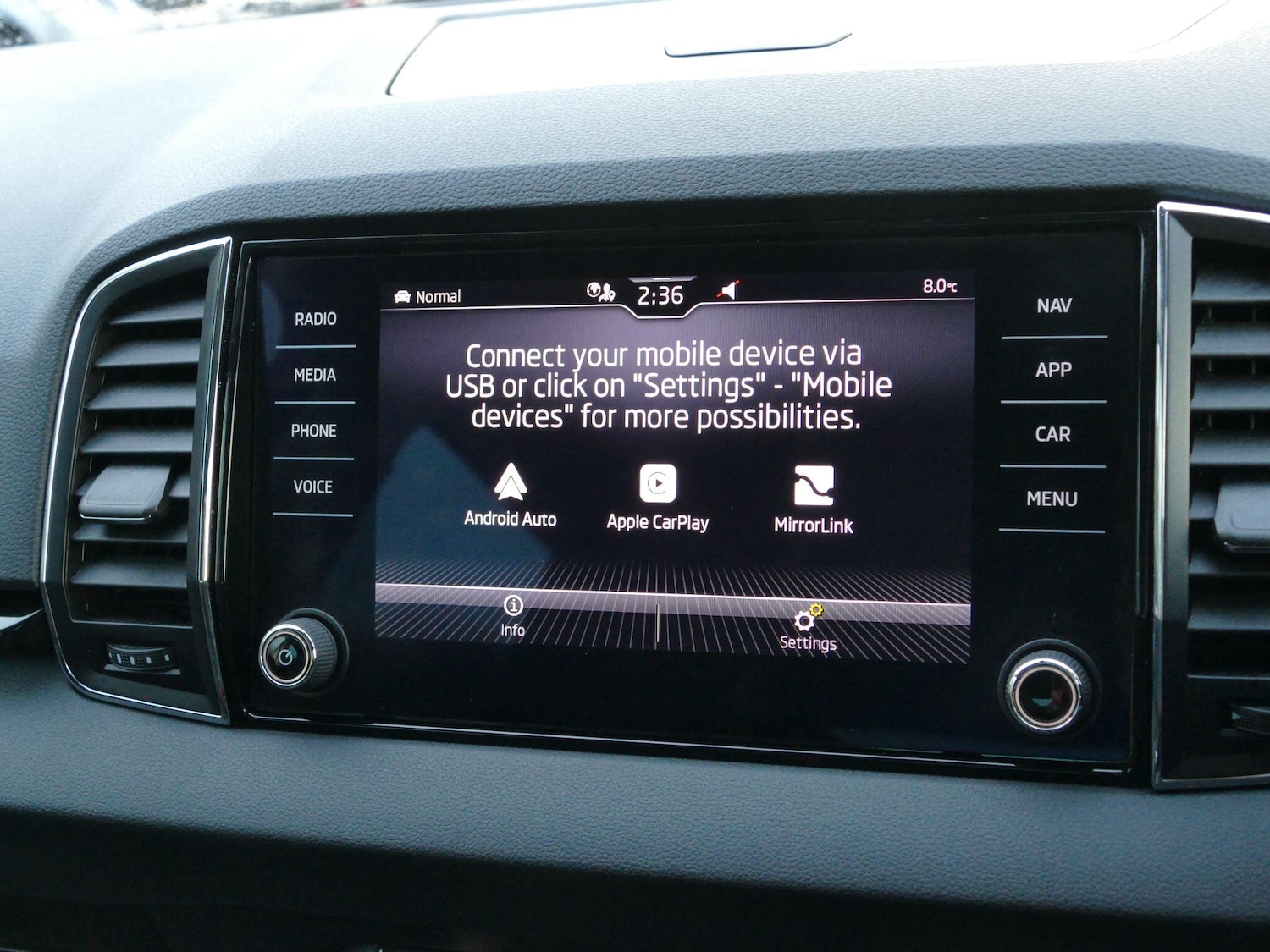 Used Skoda Karoq 2022 for sale - 76620199: Photo 27