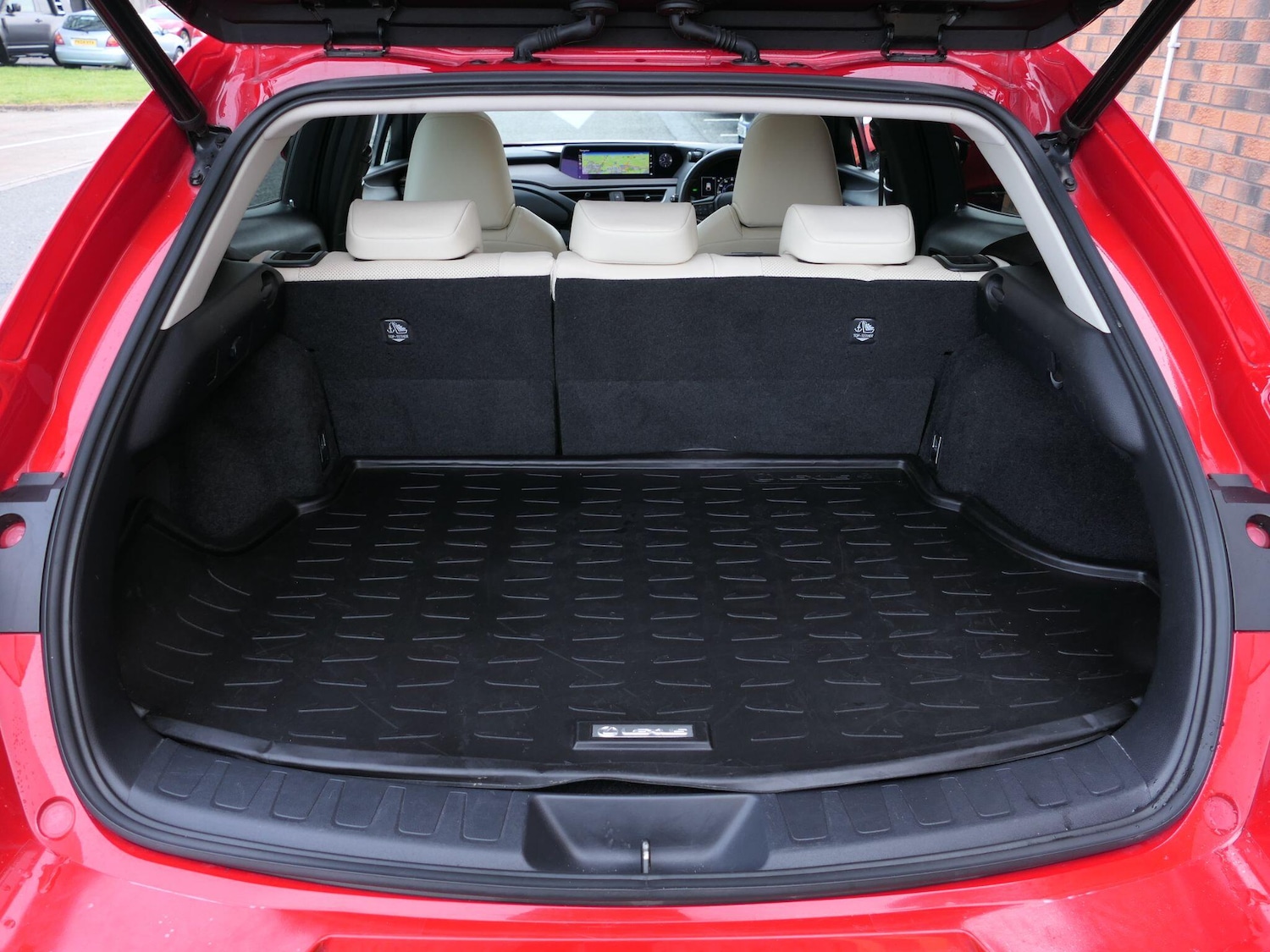 Used Lexus UX 2020 for sale - 77143305: Photo 37