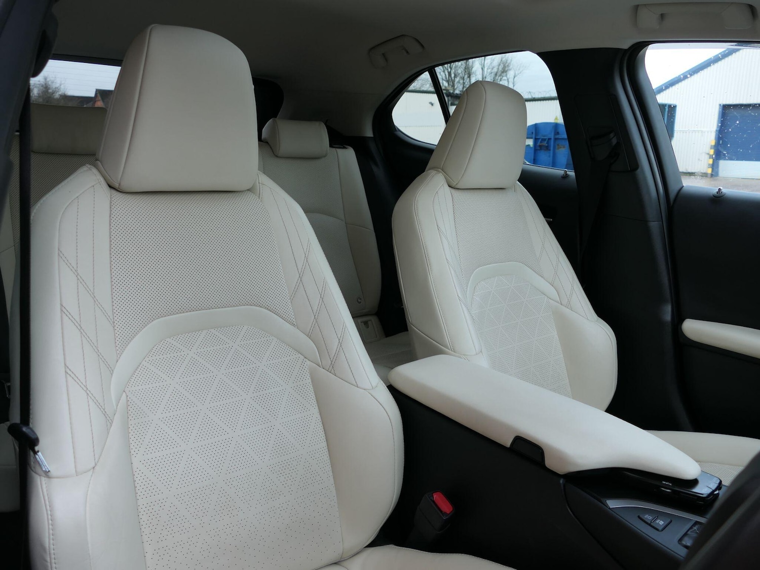 Used Lexus UX 2020 for sale - 77143305: Photo 7