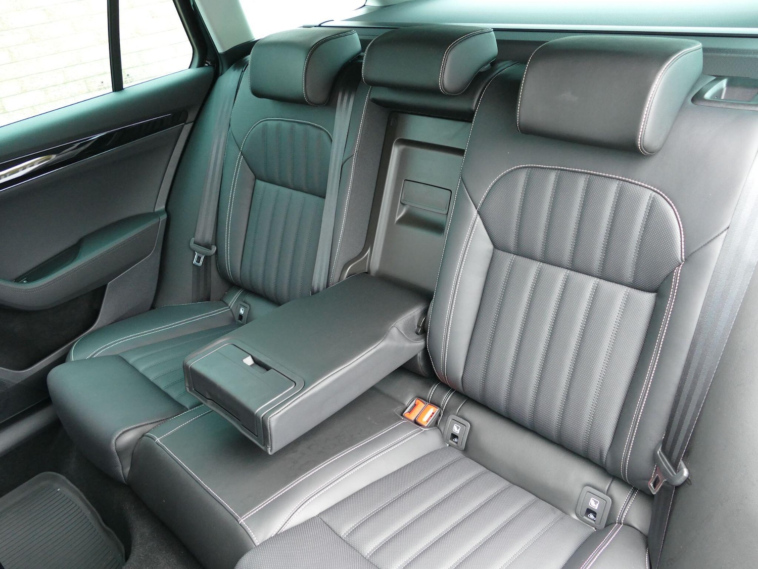 Used Skoda Superb 2024 for sale - 76360433: Photo 11