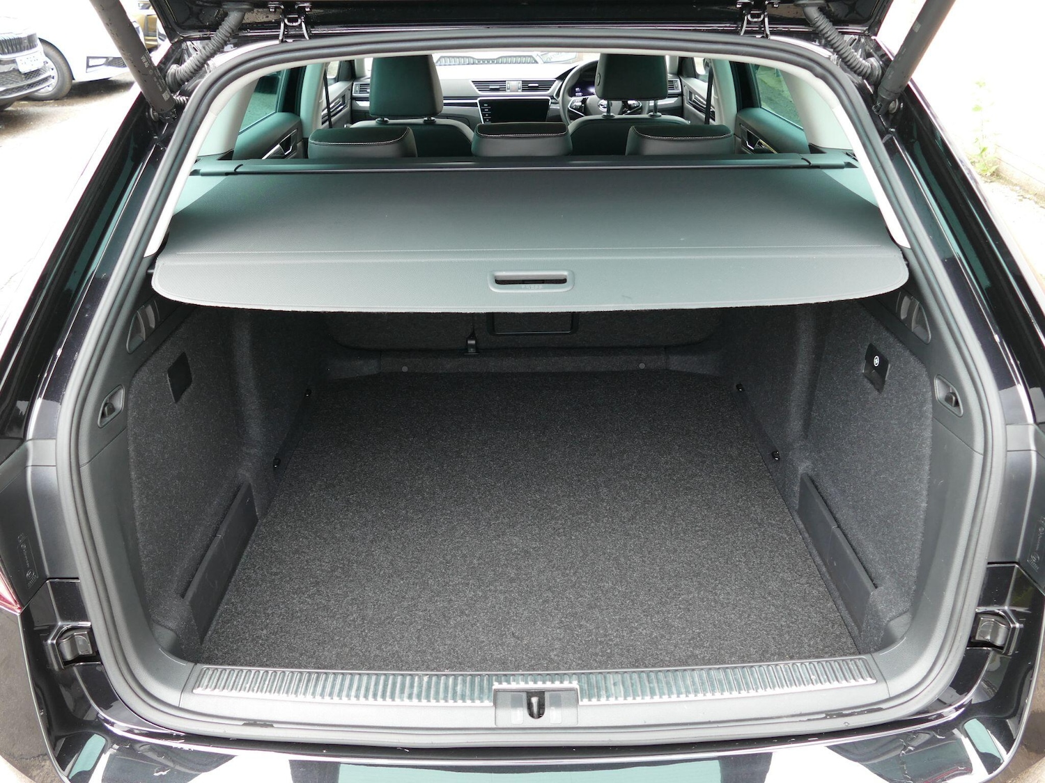 Used Skoda Superb 2024 for sale - 76360433: Photo 40