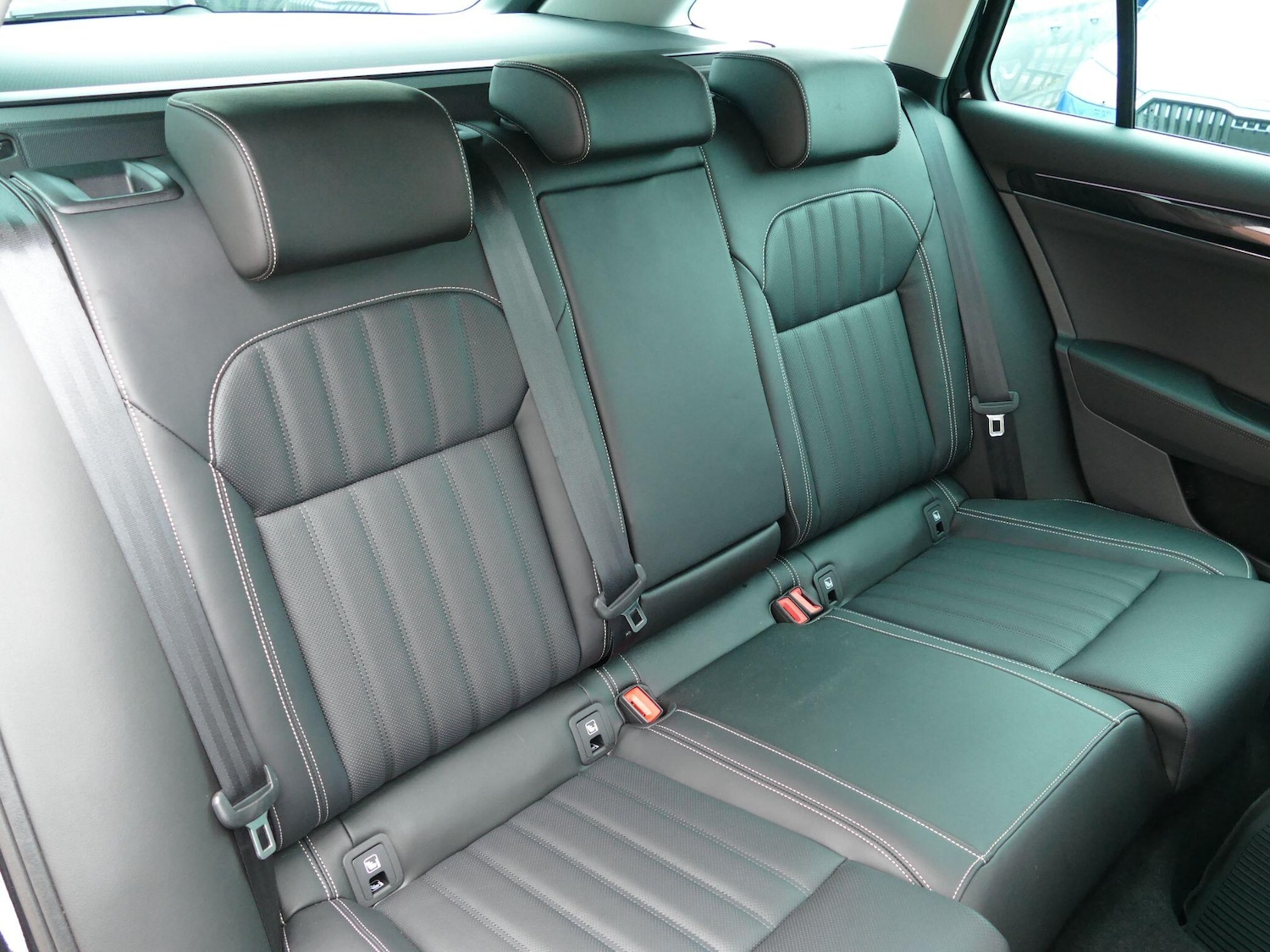 Used Skoda Superb 2024 for sale - 76360433: Photo 9