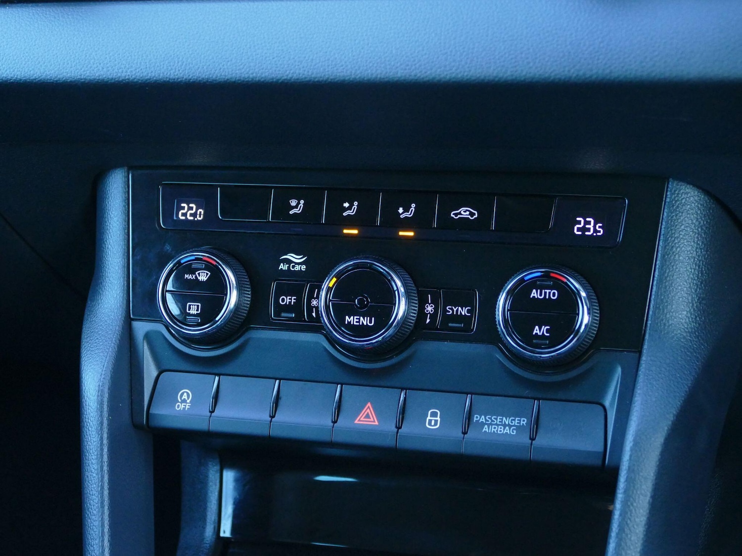 Used Skoda Karoq 2023 for sale - 76644960: Photo 23