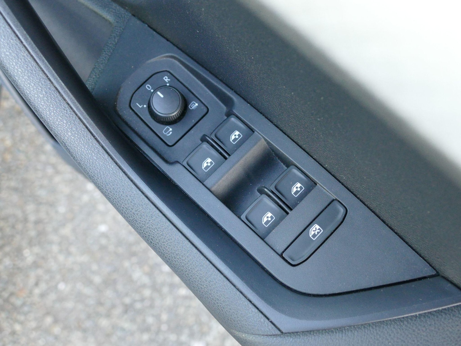 Used Skoda Karoq 2023 for sale - 76644960: Photo 27