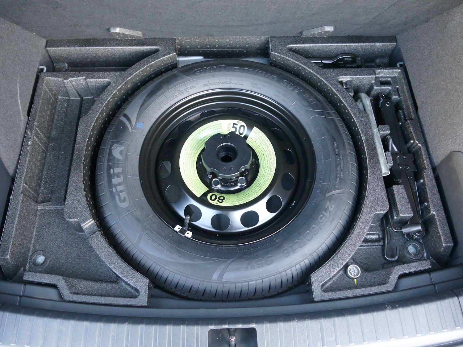 Used Skoda Karoq 2023 for sale - 76644960: Photo 33