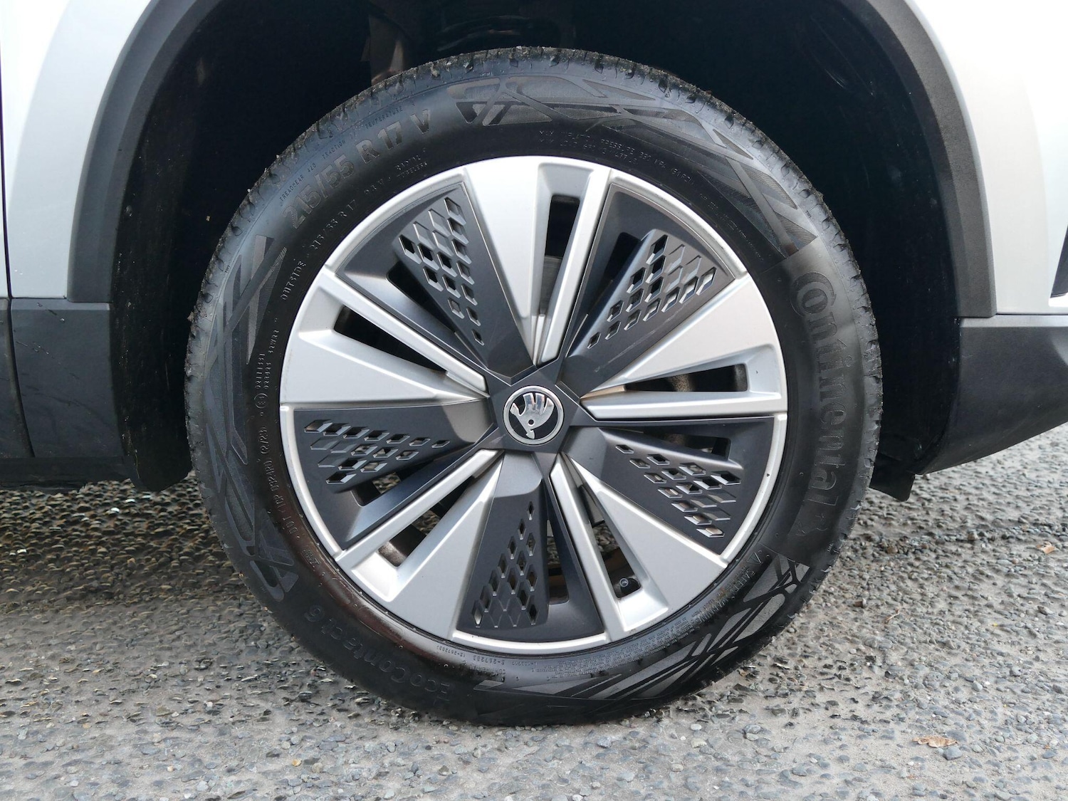 Used Skoda Karoq 2023 for sale - 76644960: Photo 34