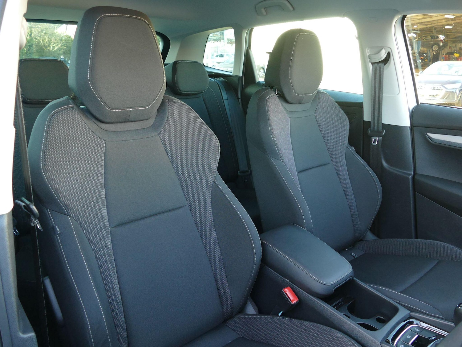 Used Skoda Karoq 2023 for sale - 76644960: Photo 9