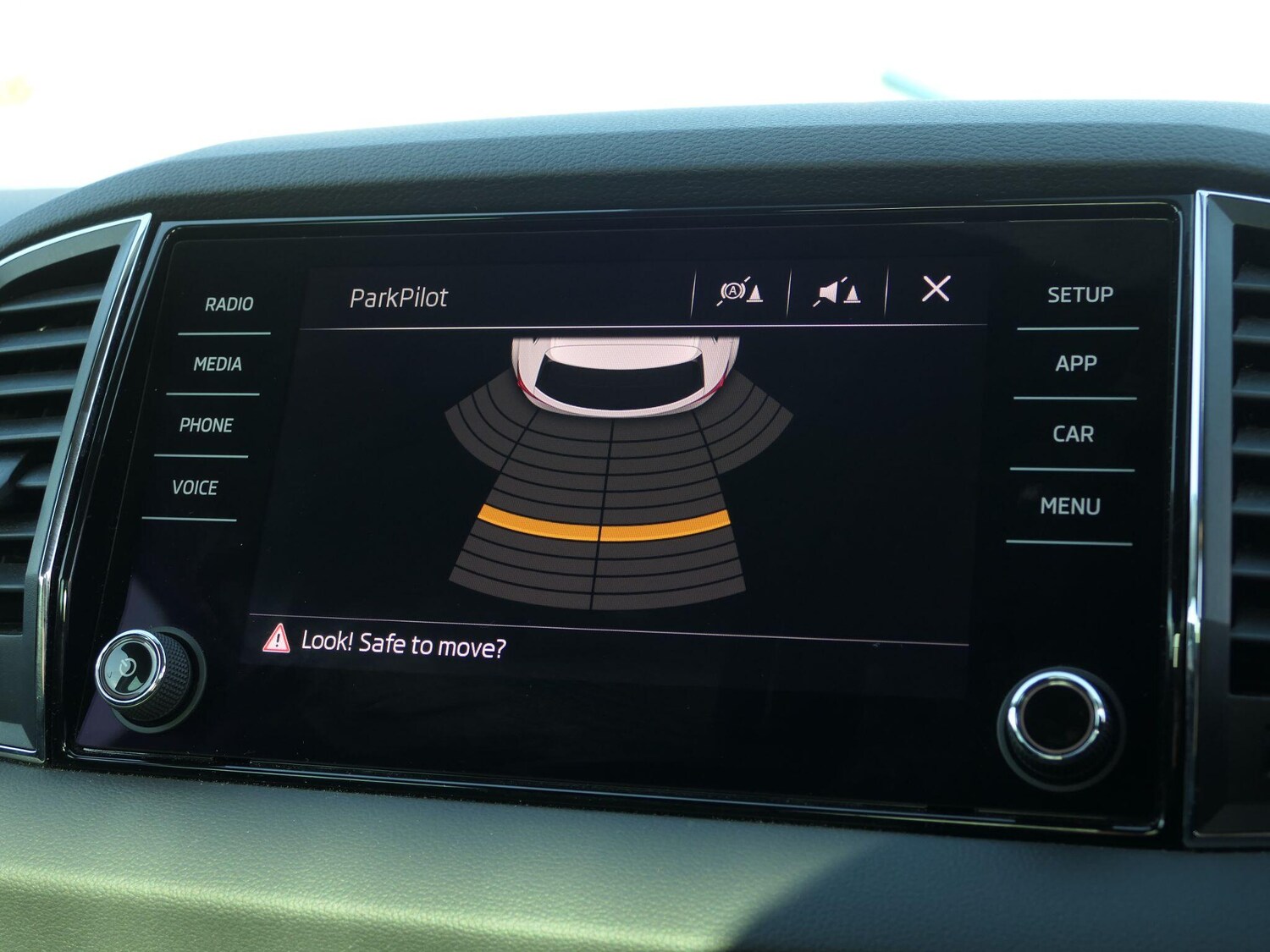 Used Skoda Karoq 2020 for sale - 76571996: Photo 21