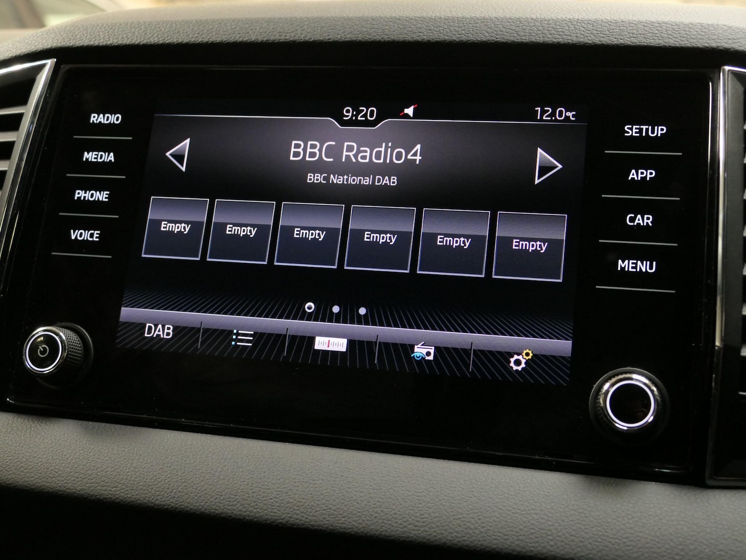 Used Skoda Karoq 2020 for sale - 76571996: Photo 24