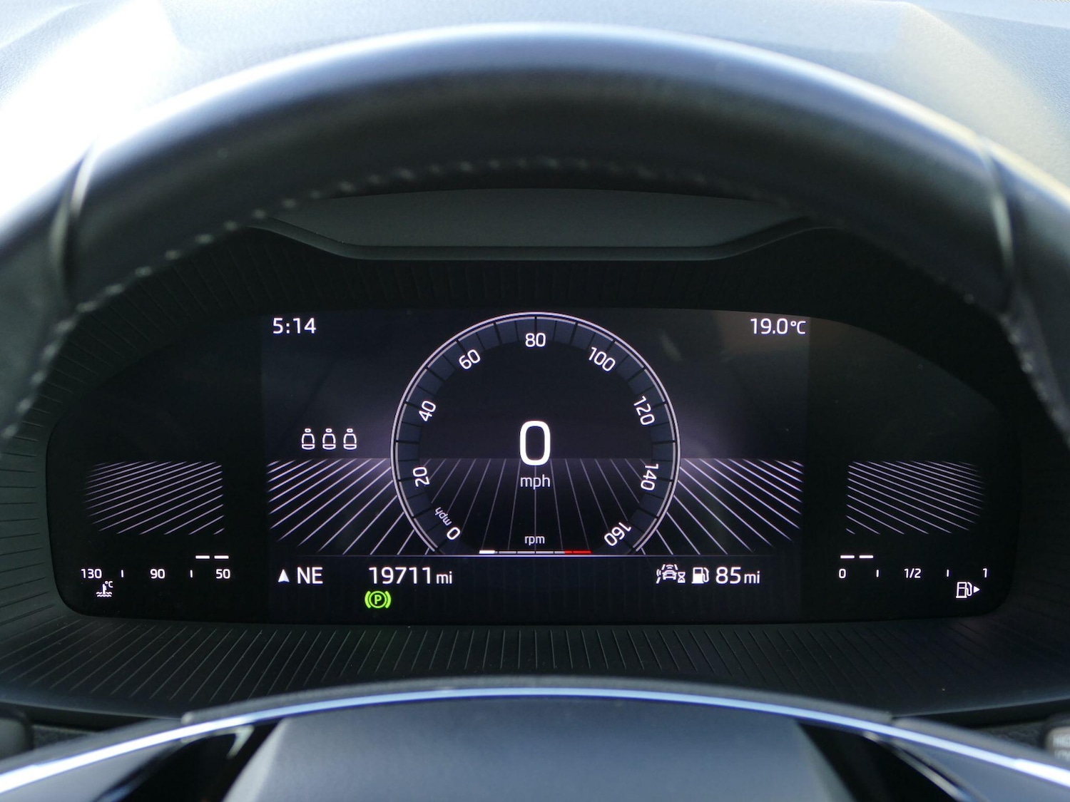 Used Skoda Karoq 2023 for sale - 76485475: Photo 18