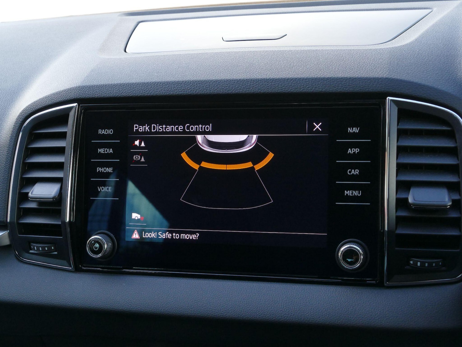 Used Skoda Karoq 2023 for sale - 76485475: Photo 21