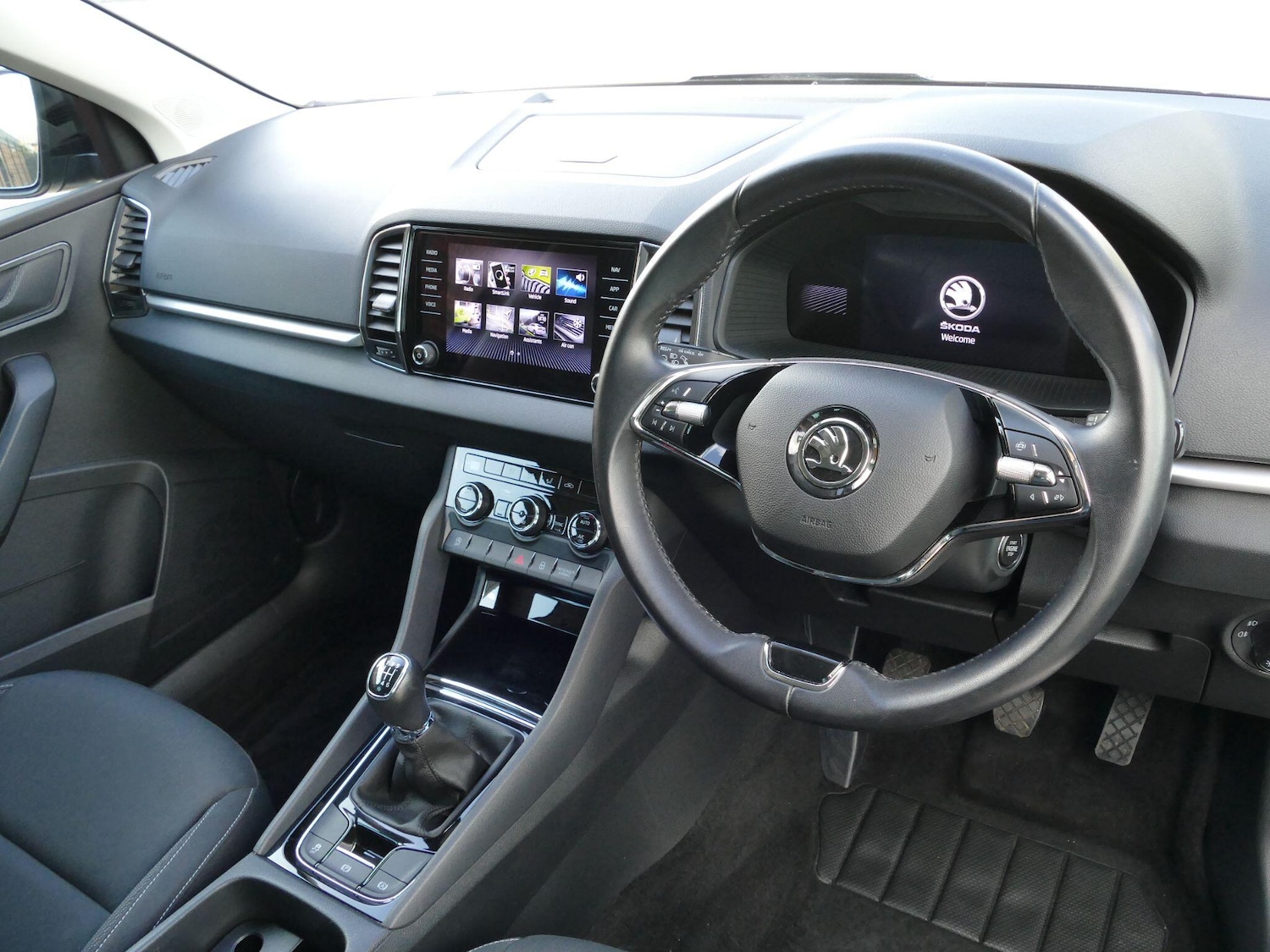 Used Skoda Karoq 2023 for sale - 76485475: Photo 8