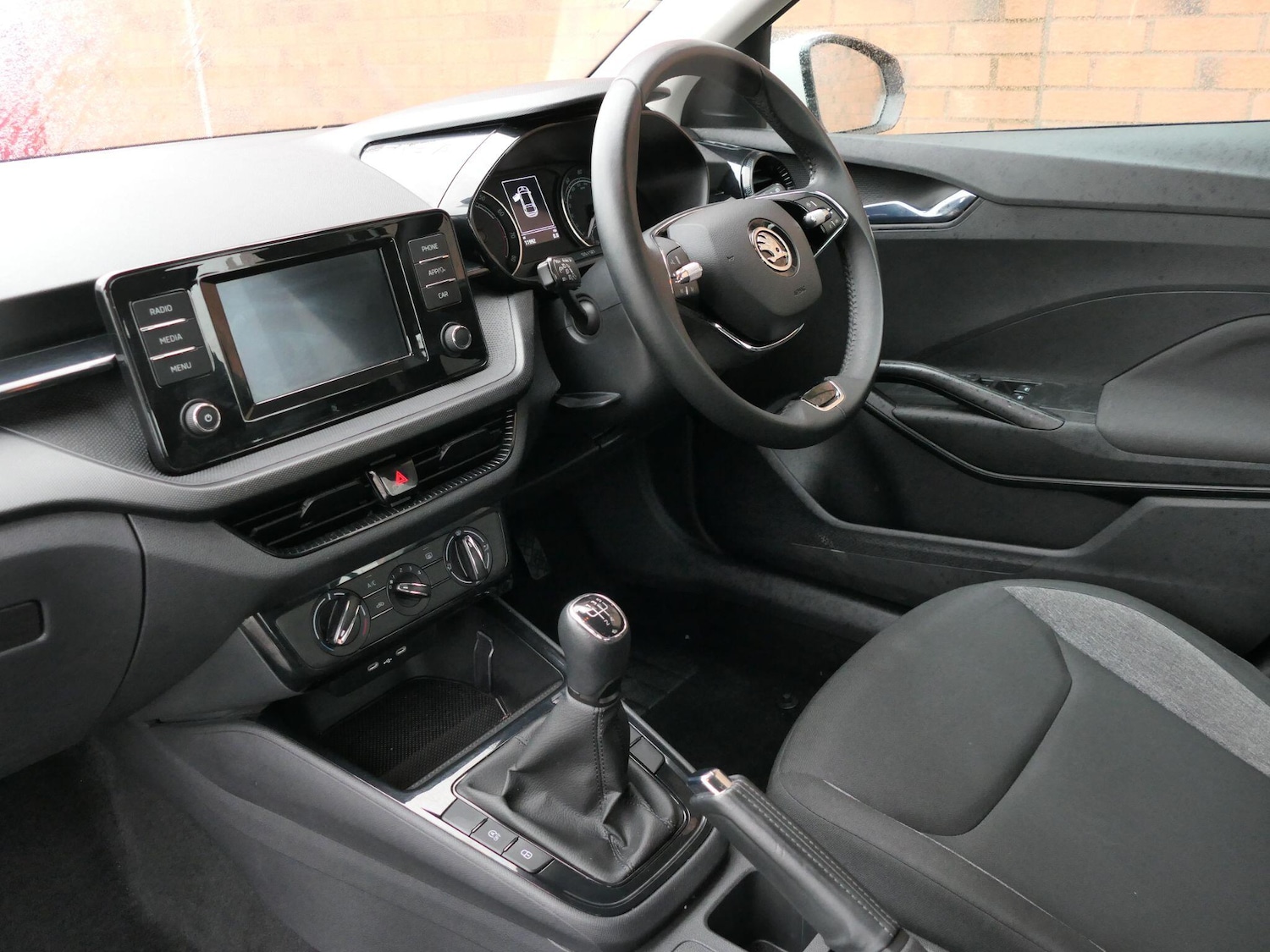 Used Skoda Fabia 2024 for sale - 76361342: Photo 2