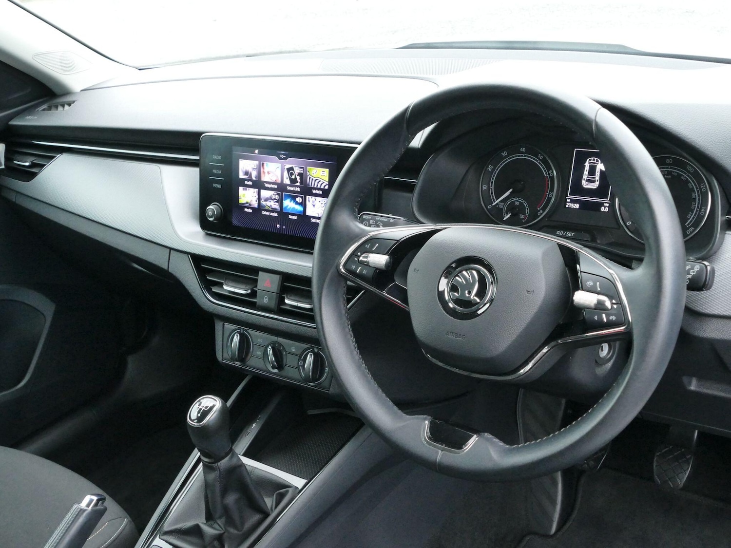 Used Skoda Kamiq 2021 for sale - 76619677: Photo 2