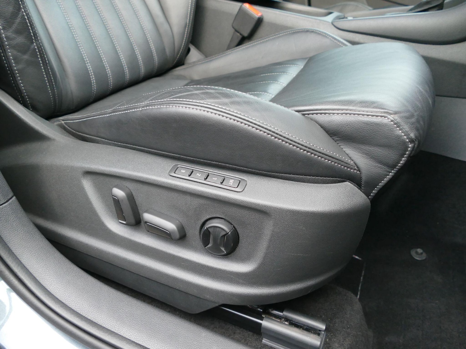 Used Skoda Karoq 2021 for sale - 77040247: Photo 11